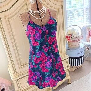 Vintage 1990s "Kathryn" Vibrant Floral Design Chemise!